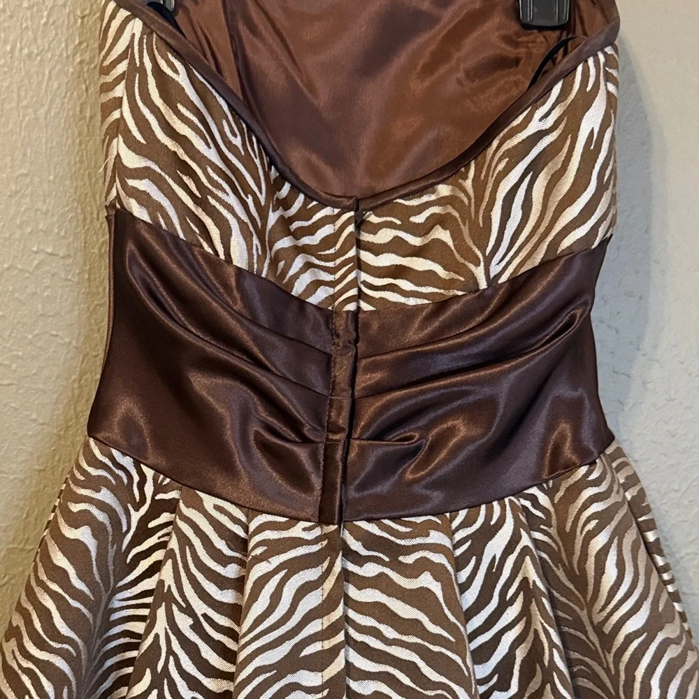Jessica McClintock Brown Zebra Strapless Dress